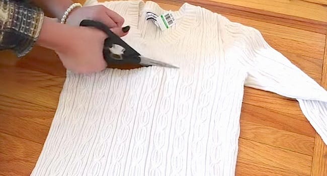 She Cuts Into An Old Sweater. The End Result? I NEED To Make One!