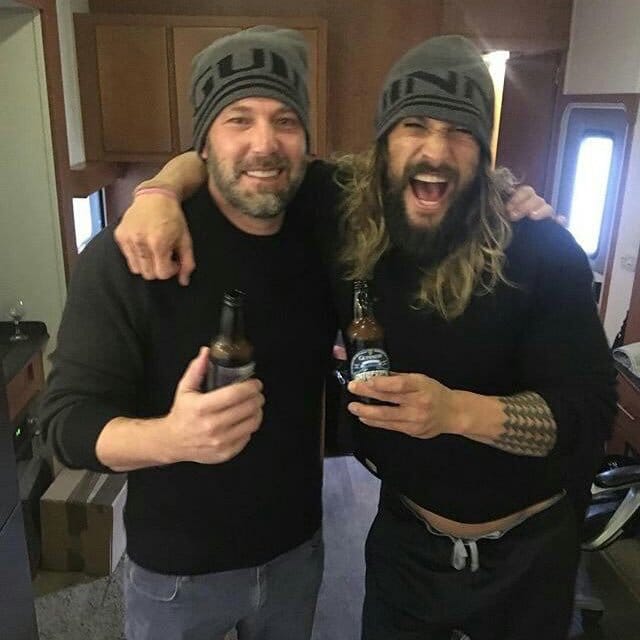 Jason Momoa Crashed This Couple's Wedding And The Photos Are Outstanding
