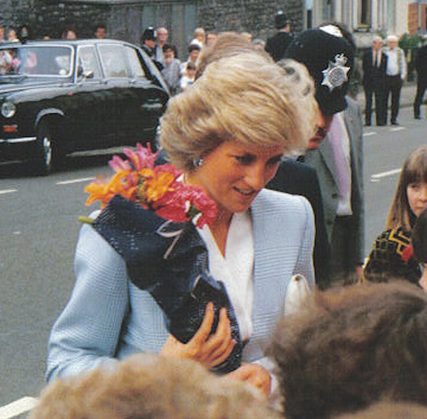 Princess Diana’s Niece Is All Grown Up And Looks Exactly Like Her Late Aunt