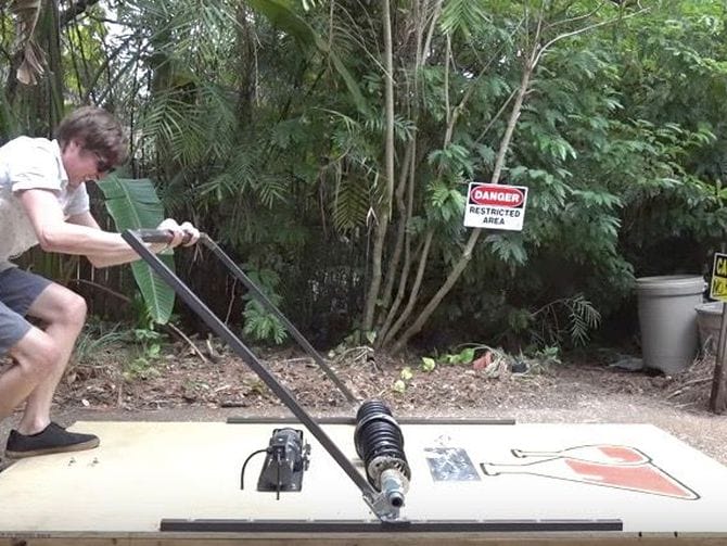 Guy Creates A Car That Is Powered By A Giant Mousetrap