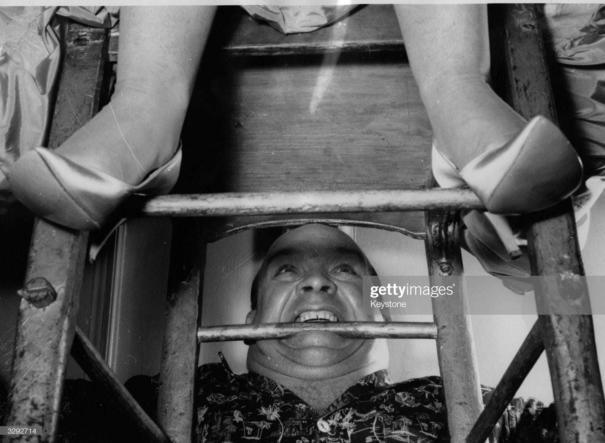 11 Electrifying Photos That Show the Reckless Side of the Past