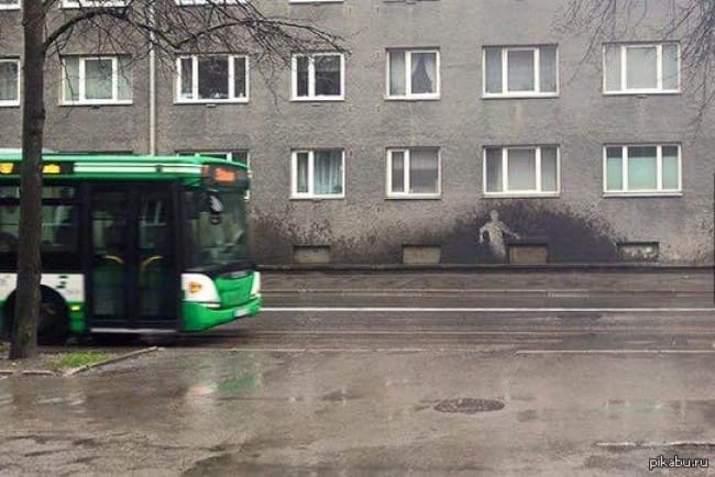 13 People Who Missed Their Lucky Break by Just a Few Seconds, But It Was Enough
