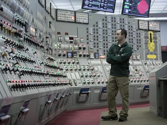 8 Jobs In The World That Will Earn You Big Money Without Any Degree