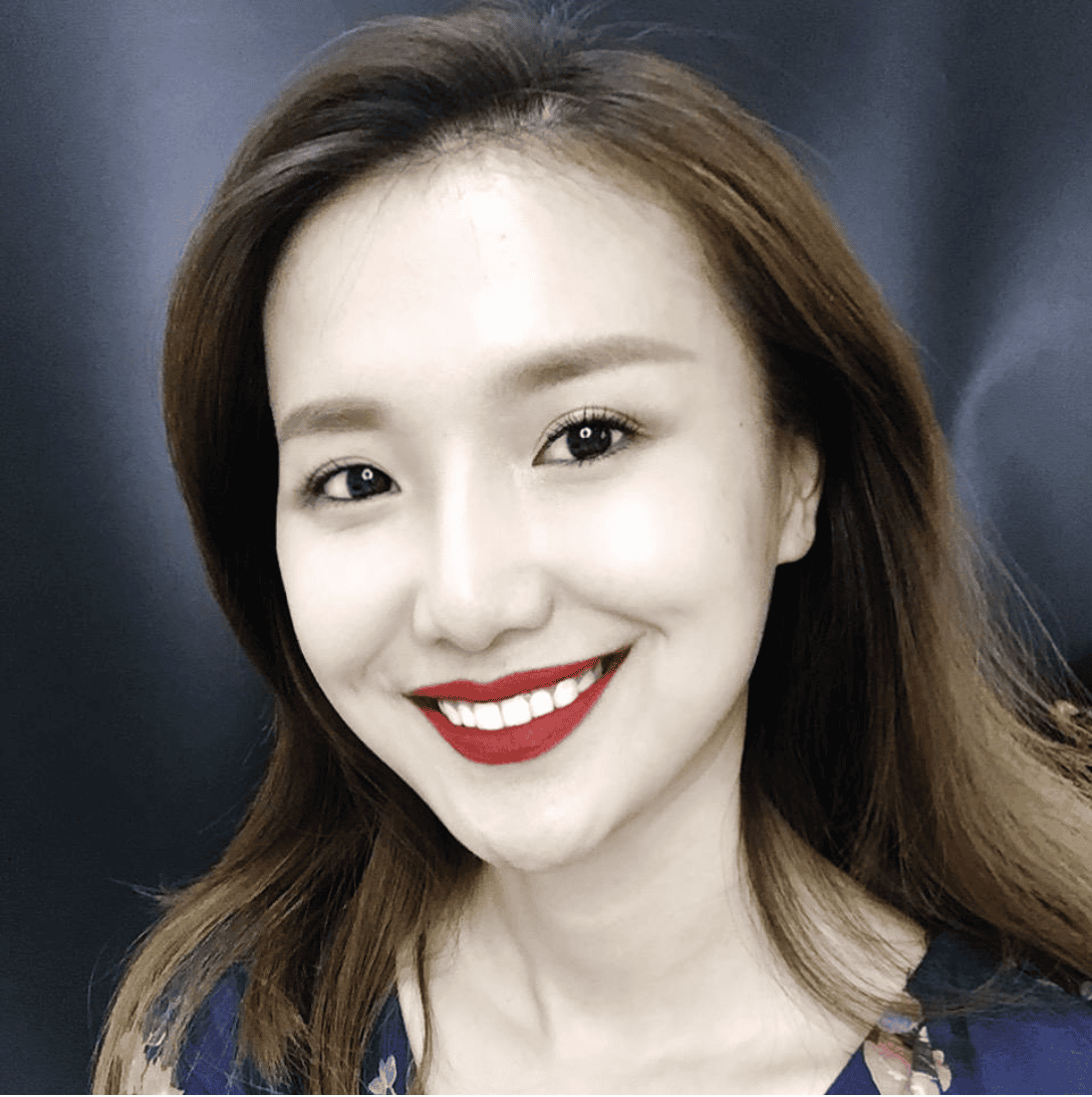 A Chinese Makeup Artist Impressed The World With Her Talent