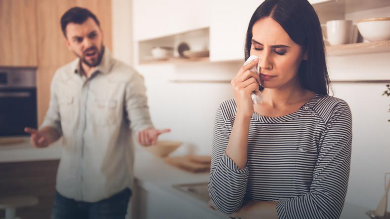 Here Are 7 Tough Phases in Relationship Which Tells Your Marriage Would Last Forever