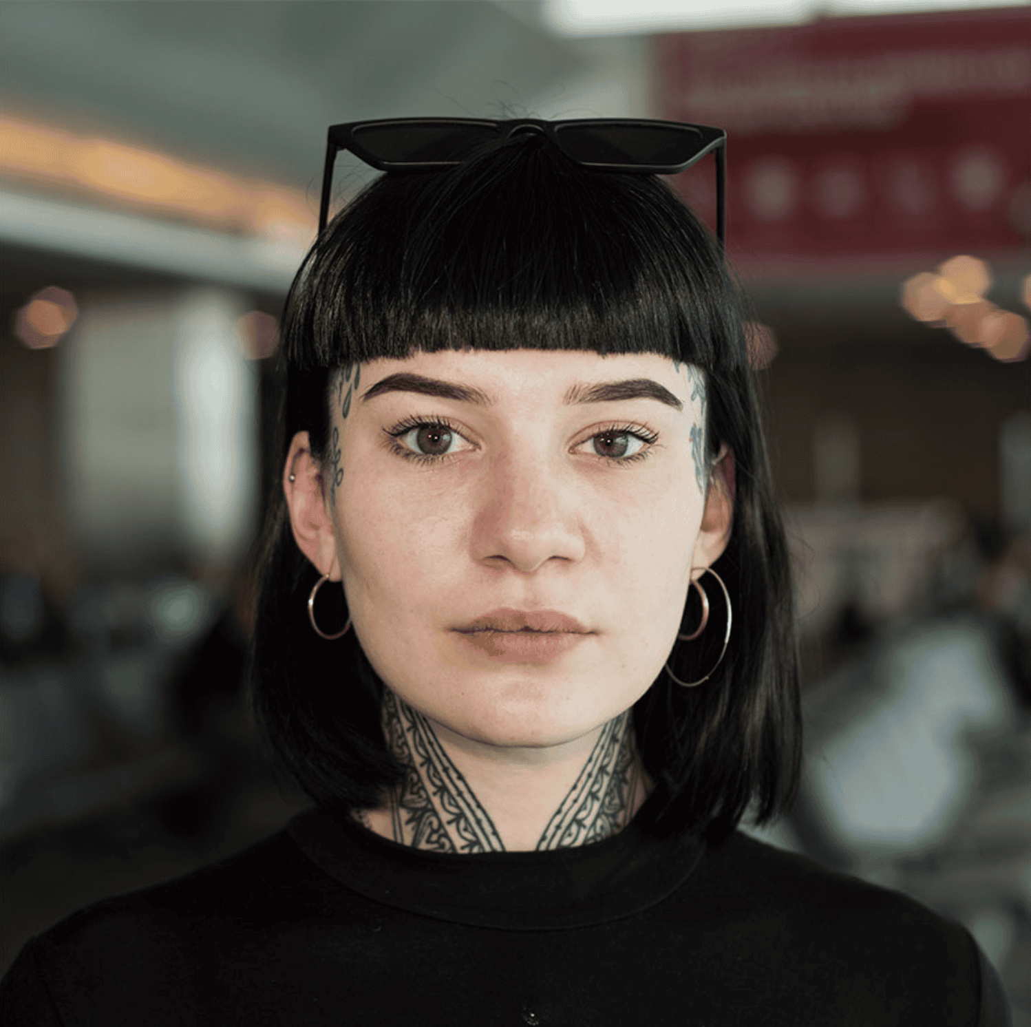 Photographer Captures Unusual People At The Airport From All Over The World