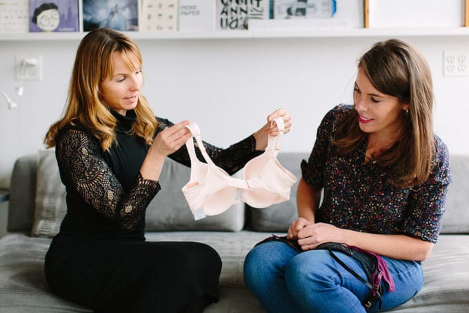 15 Gross Things That All Girls Do But Don’t Talk About