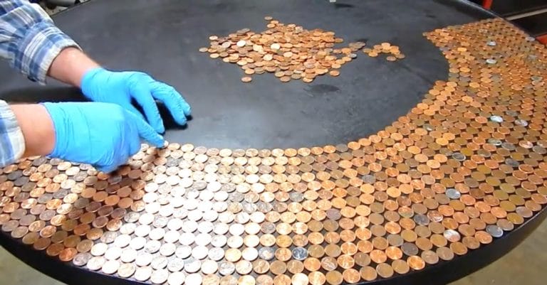 He Lines Up $35.5 In Pennies On A Black Table. What He Done After 10 Hours Is Absolutely Wonderful