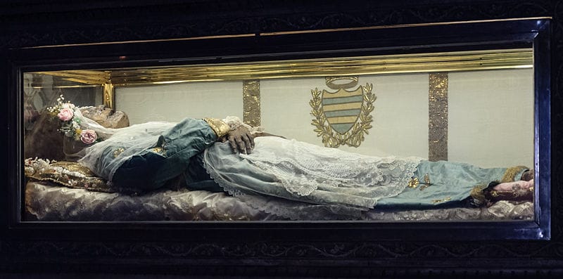 The Curious Case Of The Top 5 Undying Bodies Around The World