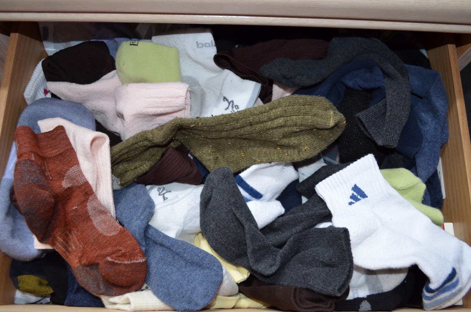 There's Actually A Right Way To Fold Socks...And This Is How You Do It!