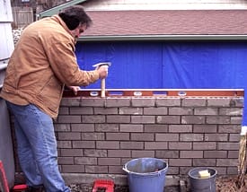 VIDEO: He's The FASTEST Bricklayer You've Ever Seen