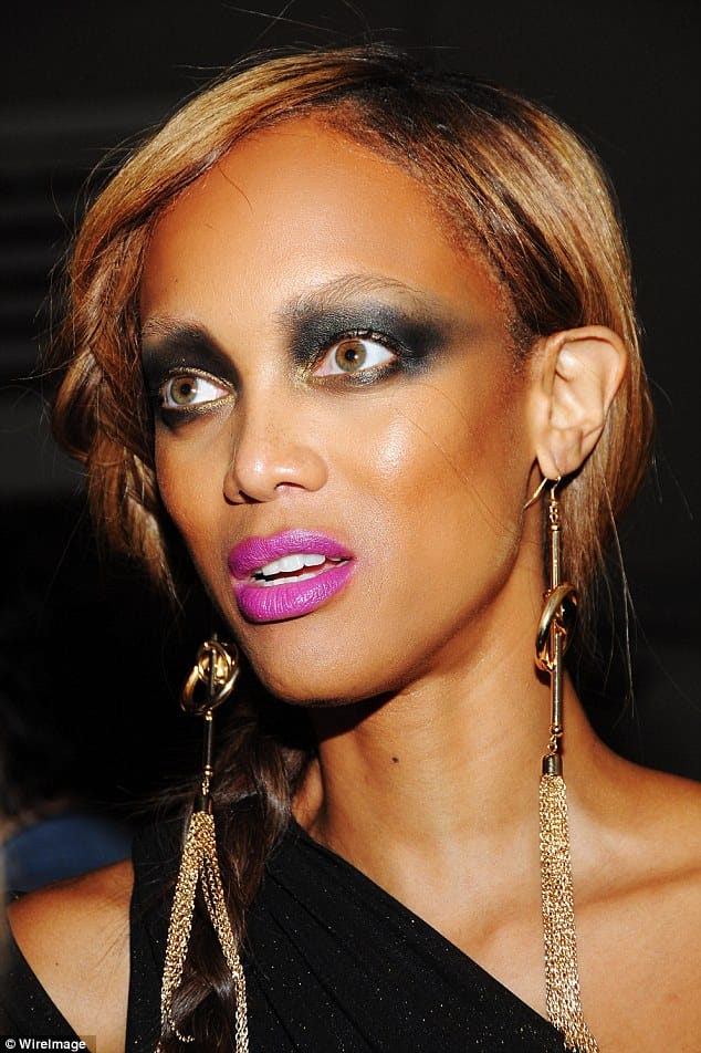 10 Celebrity Makeup Fails That Are Too Hard To Digest