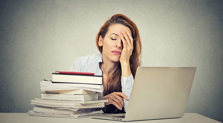 5 Unusual Signs Of Colon Cancer Folks Accidentally Ignore For Years