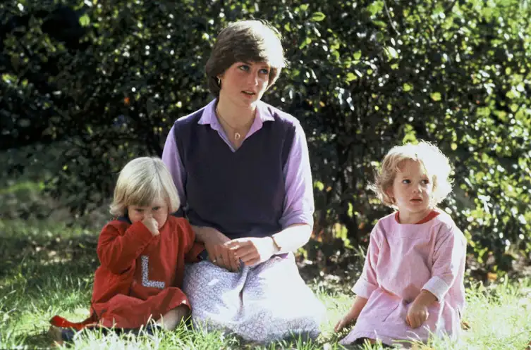 Here Are 15 Facts About Princess Diana That You Need To Remember Just Because They Are Worthy!
