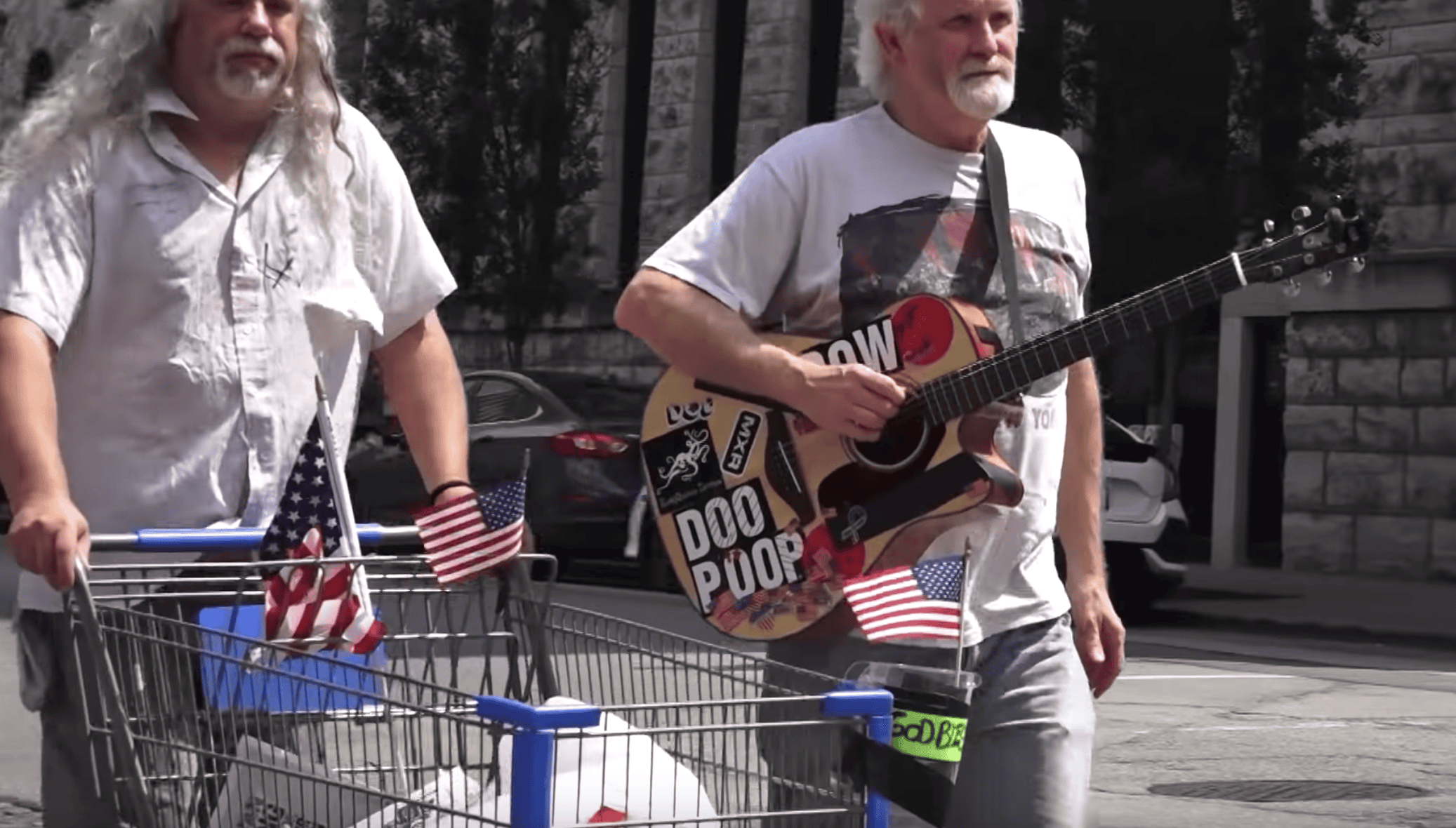 Homeless Man Sings ‘Hallelujah’ When His Partner Opens His Mouth People Stop In Awe