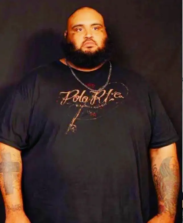 Man Loses 30 Pounds And Totally Transforms His Body By Walking To Walmart