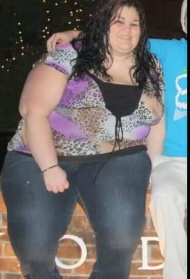 She Weighed 400 lb, Lost Half Her Body Weight In One Year. Her Final Makeover Will Boggle Your Mind.