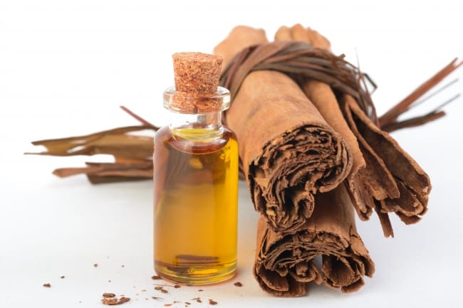 14 Simple Day-To-Day Beauty Hacks You Must Know!