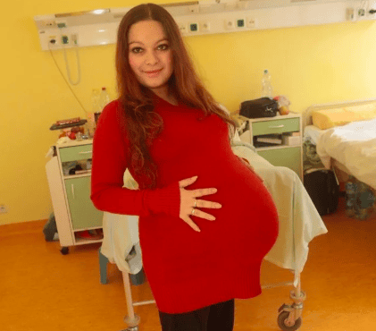 23-Year Old Mom Gave Exceptional Birth That Happens Only In Every 480 Years