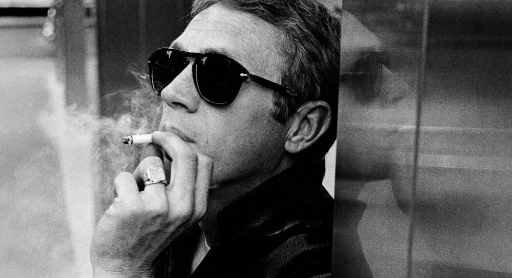 Smokers Vs Non-Smokers. These Twins Will Make You Quit The Bad Habit Instantly