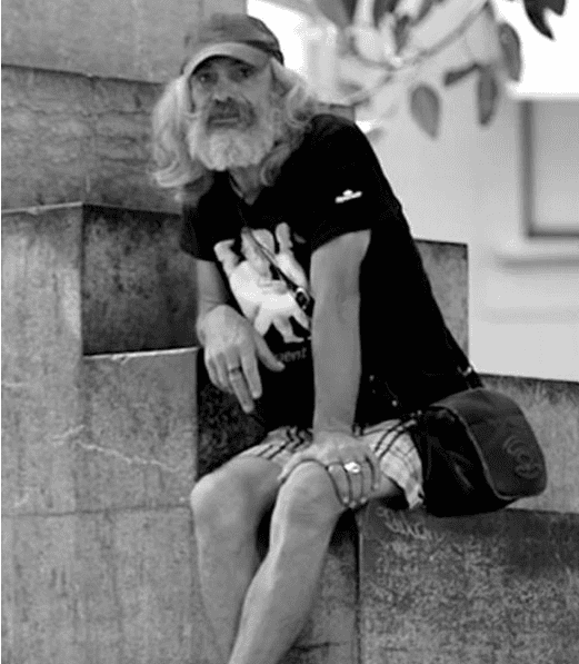 This Homeless Man Got Splendid Makeover After Which His Look Was Transformed And He Got Emotional