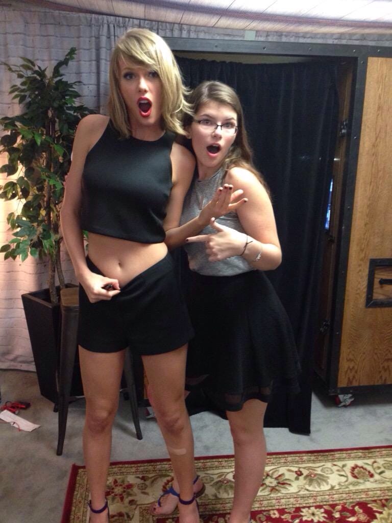 This Is What The Internet Users Did With Swift's Stomach