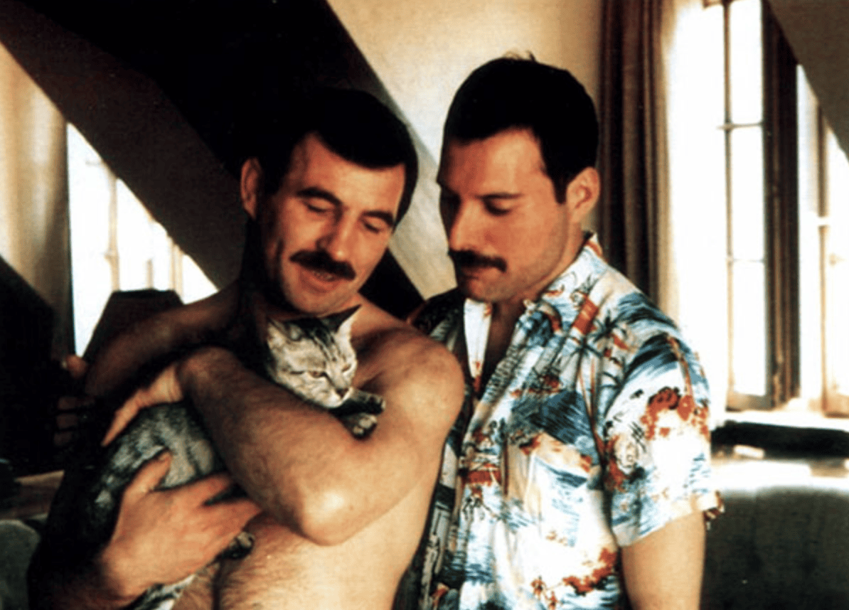 Unseen Photos Of Freddy Mercury And His Boyfriend That Give Us Couple Goals!