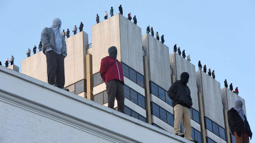 84 Sculptures Emerge On Top Of A Building In London, To Bring Awareness to Male Suicide Issue