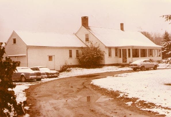 A Couple Noticed Paranormal Acts After They Bought A Conjuring House.