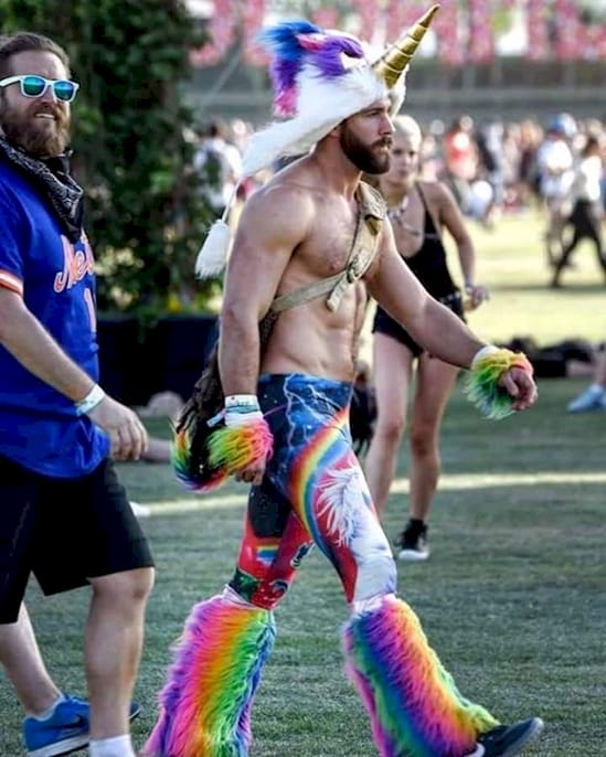 13 People Who Shouldn't Be Allowed Outside.