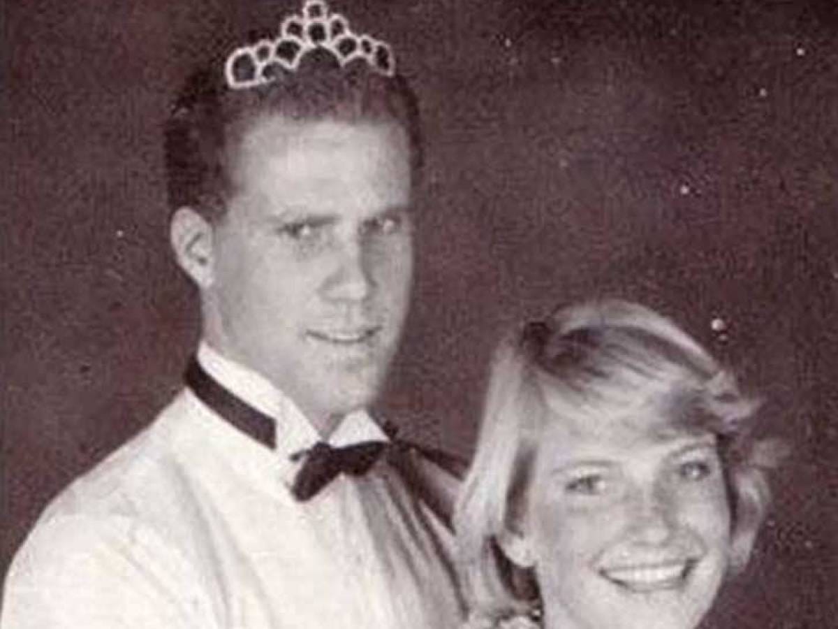 Famous Celebrities At Their High School Prom... You'll Love Beyonce's Dress.