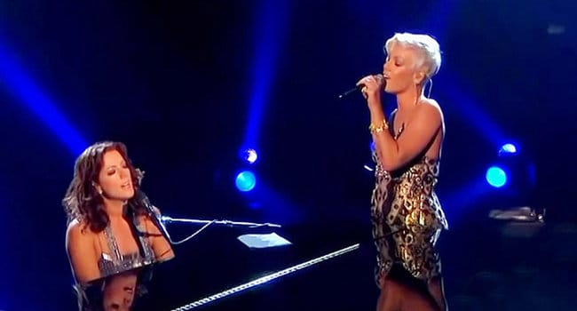 Sarah McLachlan's duet of ARMS OF THE ANGEL With Pink Left The Audience Speechless