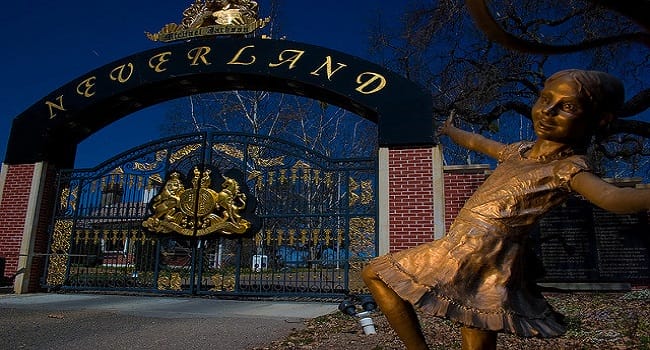 They Broke Into Michael Jackson's Old Home, And What They Found Is The Last Thing They Expected