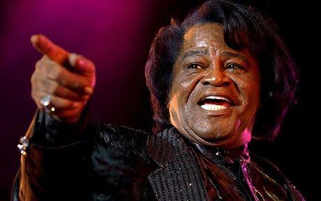 Watch How The First 5 Words He Sings Brings The Crowd To Their Feet! This Is Incredible!