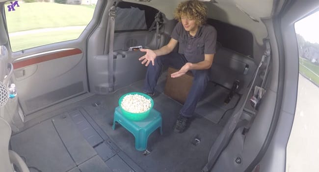 Teen Wins $400,000 For His Video Explaining Einstein's Theory Of Relativity