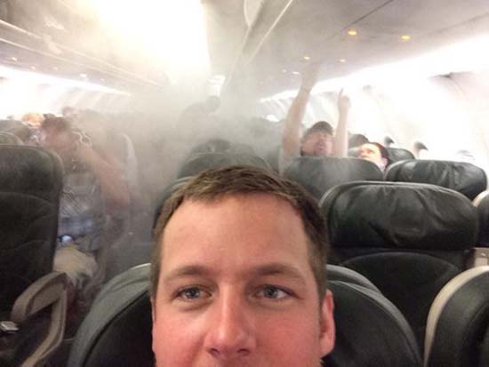 10 Times People Proved That 'Selfie-Craze' Has No Boundaries
