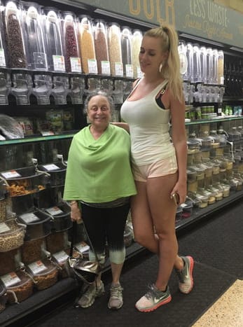 12 Infectious Laugh Conducting Pictures that’ll Hurt your Chest