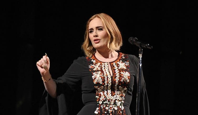 15 Divas With Craziest Demands