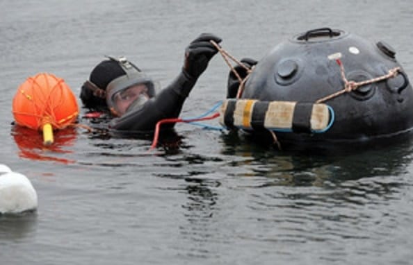 17 Weird Jobs That Pay CRAZY Money.