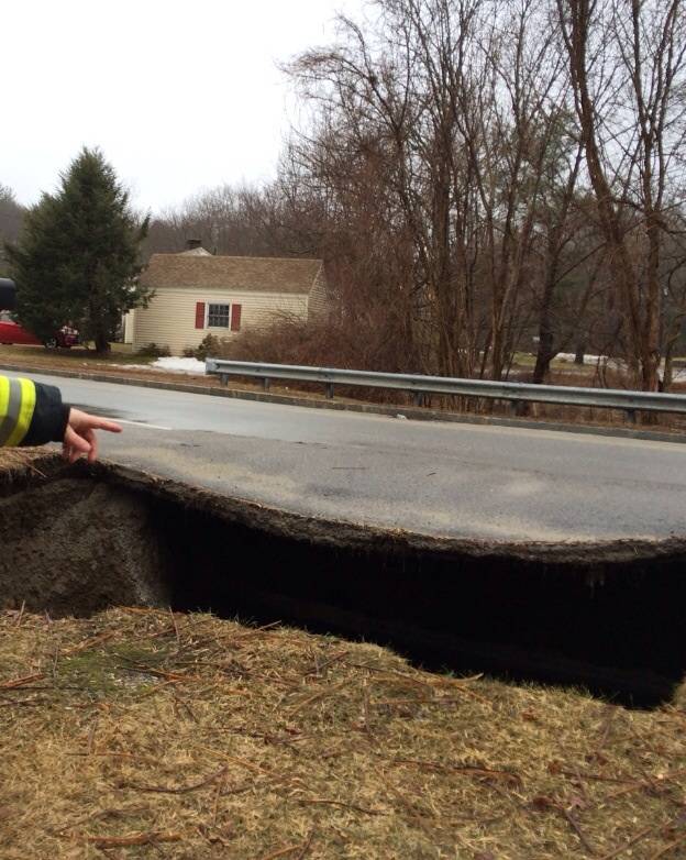 18 Spooky And Horrid Pictures That Will Make You Feel Nauseous !!