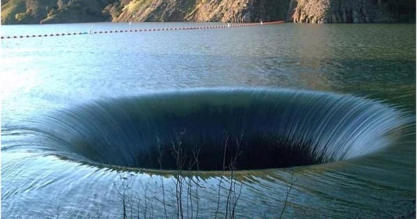 5 Scariest Holes From Around The World That Are Better Left Unexplored