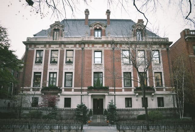 7 Things You Didn't Know About The Playboy Mansion! Shocking!