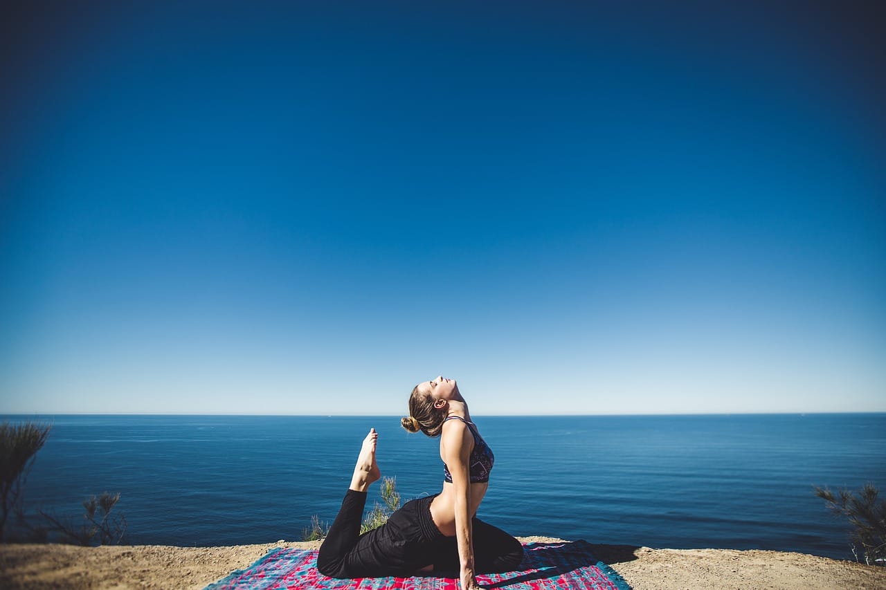 7 Effective Yoga Poses For Beautiful Breasts