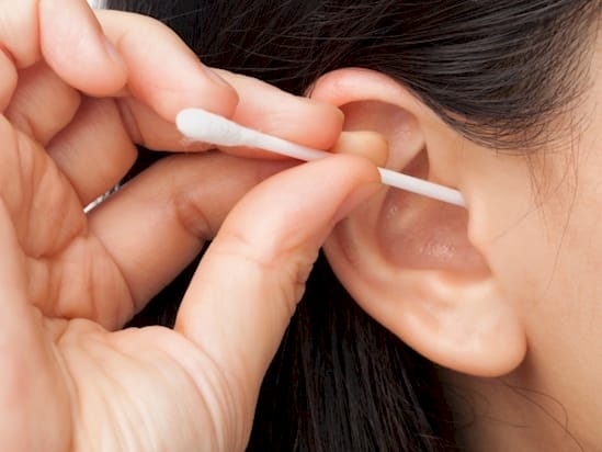 After Seeing THIS, You'll Never Use Cotton Swabs To Clean Your Ears Again