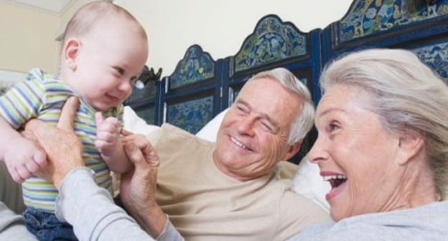 BREAKING: Grandparents Who Babysit Are Less Likely to Develop Alzheimer's