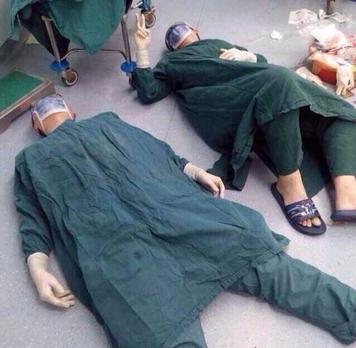 10 Crazy Pictures Which Are Sufficient Enough To Invoke The Friday Spirit