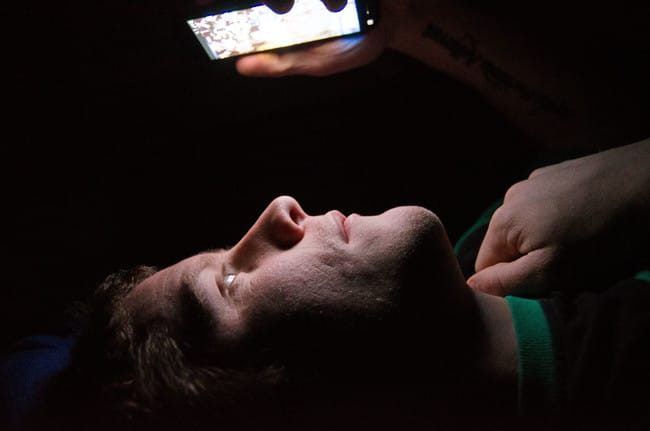 Don't Read This Article If You Are Lying In Bed To Sleep. Here's The Reason