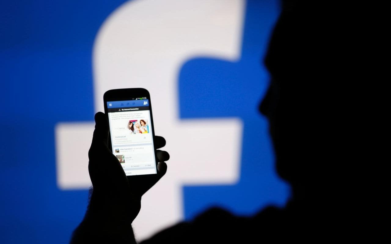 Guy Proves How Facebook Is Listening To Everything We Say