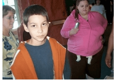 I Won't Tell You What's Wrong With These Pictures But When You See It..OMG!