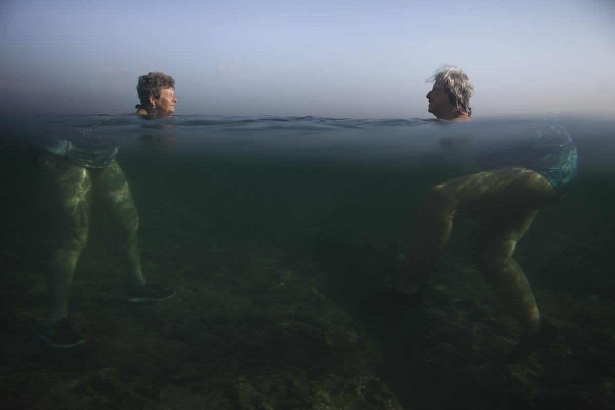 Look At These 10 Amazing Perfectly Timed Photos That Will Blow Your Mind!